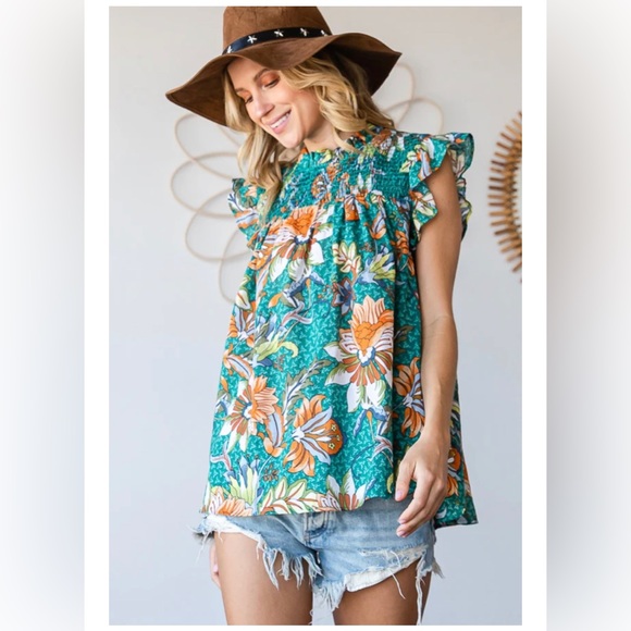 Floral Ruffled Blouse - Picture 4 of 4